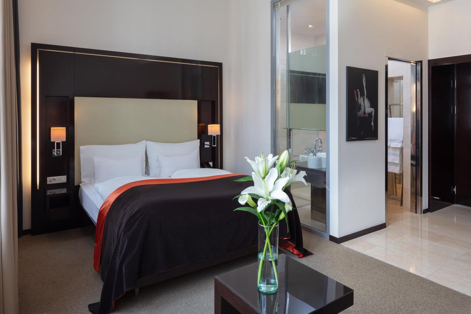 Superior Double Room,1516422508:JPEG
