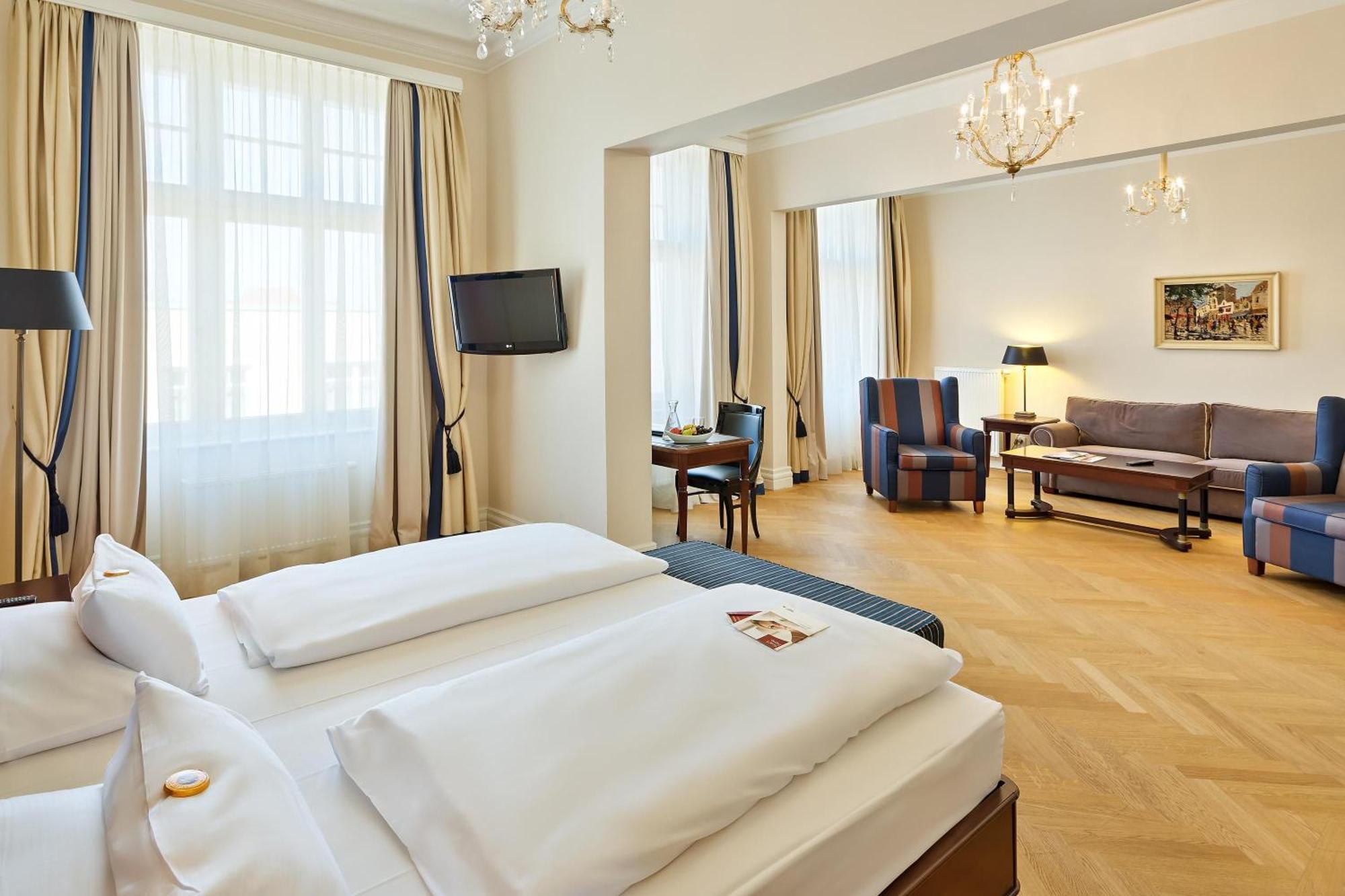 Junior Suite,1706128373:JPEG